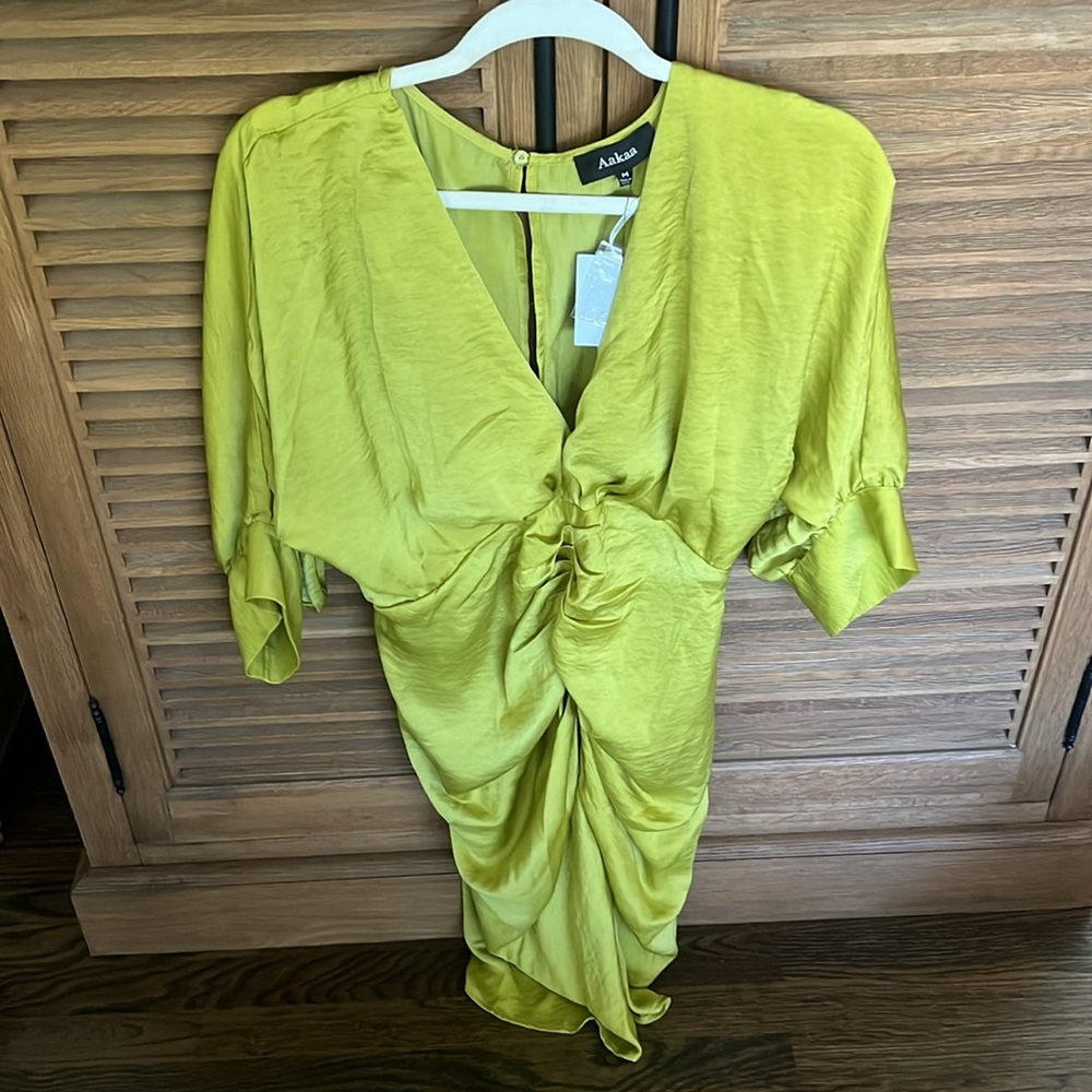 Dress - Picture 4 of 7